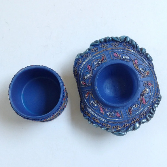 Trinket Box Hat Adorned Pearl Floral Feather Jewelry Box Home Decor Blue - Picture 3 of 8